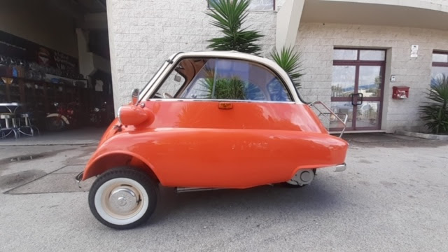 1959 Isetta 300 - SOLD