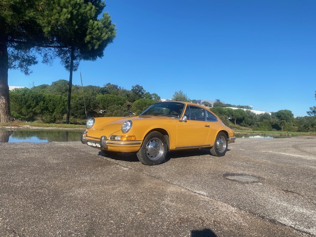 Cool Bahama yellow 1969 Porsche 912