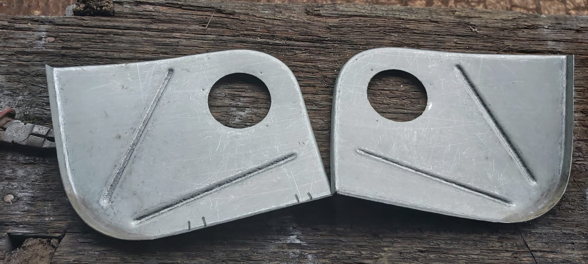 Bandoor and early buses rear speaker holder - SOLD