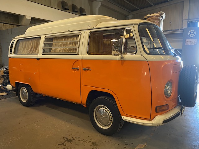 Baywindow 2000cc camper conversion